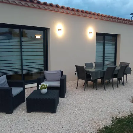 Location Saisonniere Holiday home *