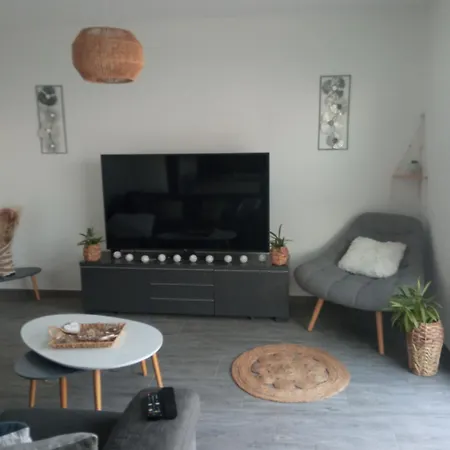 Location Saisonniere Holiday home