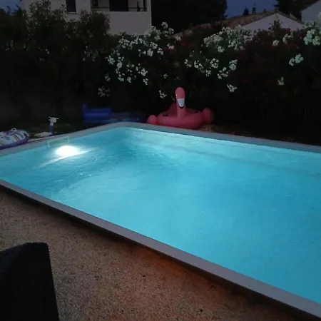 Location Saisonniere 펜션